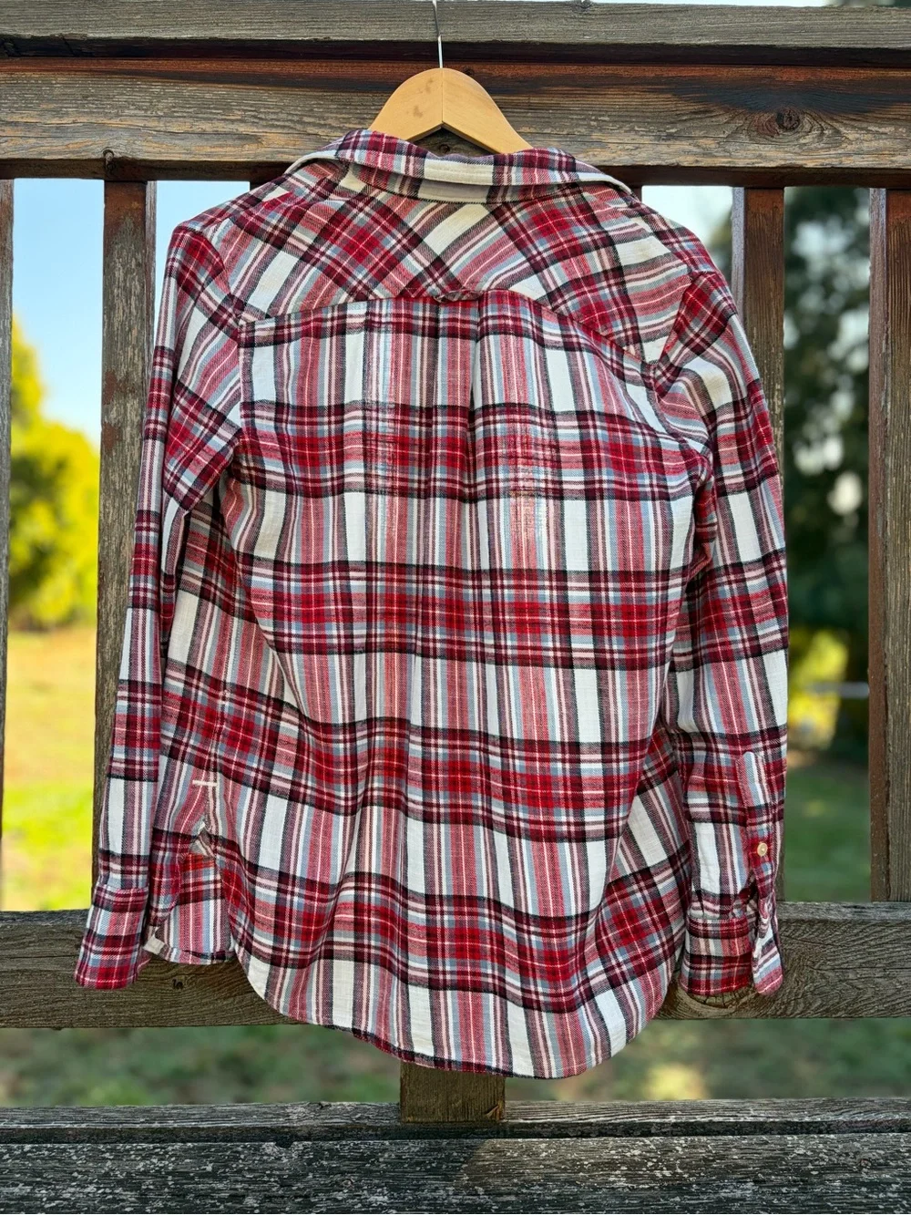 J. Crew Red & White Plaid Long-Sleeve Button-Down Flannel Shirt Women’s Size 2